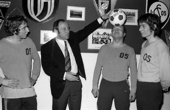 19710227 Seeler bei 05