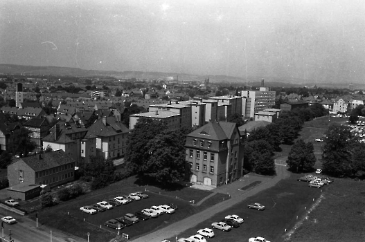 19710604 Breslauerstrasse, Standortverwaltung