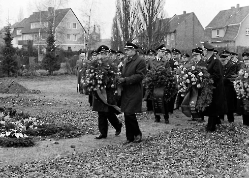 19740130 Beerdigung Mühlhausen 2