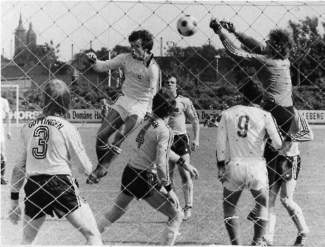 19770522 Göttingen 05 - Fortuna Köln, TW Götz
