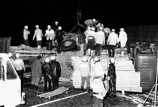 19820305 Unfall LKWs BAB 1