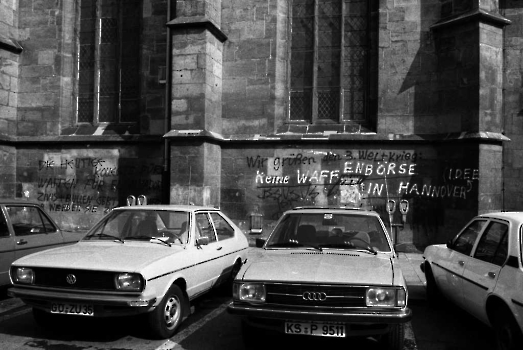 19820400 Schmierereien Nikolaikirche
