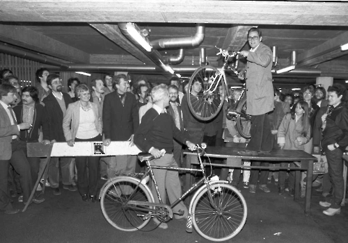 19820505 Stadt Versteigerung