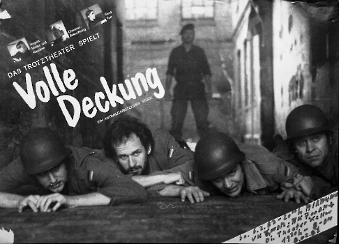 19830206 Theater, Volle Deckung