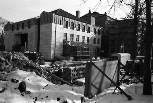 19830302 DT Richtfest Rohbau