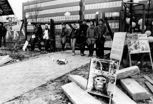 19830422 Demo Primatenzentrum