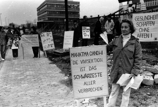 19830422 Demo Primatenzentrum 4