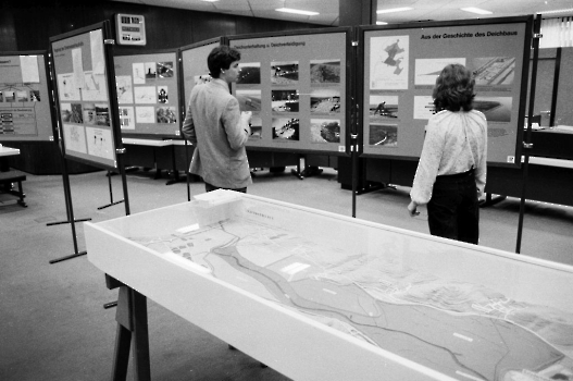 19830612 Ausstellung KrsSK Deich