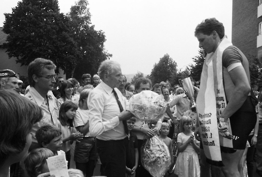 19830724 Altstadt Radrennen Siegerehrung 1