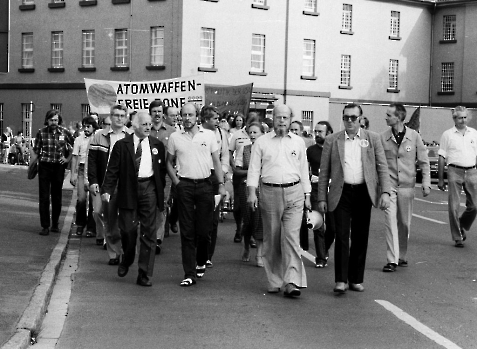 19830902 Antikriegstag DGB, Levi