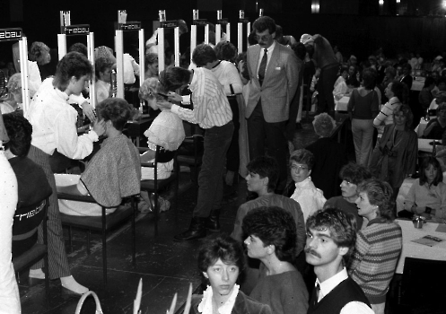 19830910 Frisieren Prüfung