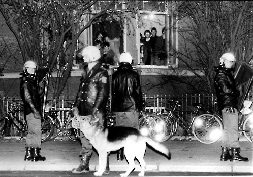 19861201 Polizei Stürmung Juzi 2