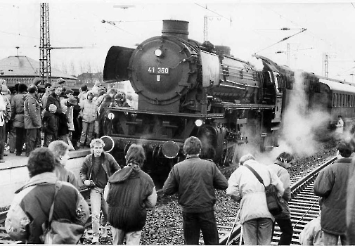 19900127 Dampfzug nach 25 Jahren in Göttingen