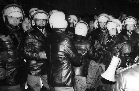 19980116 Töpfer in Uni 8